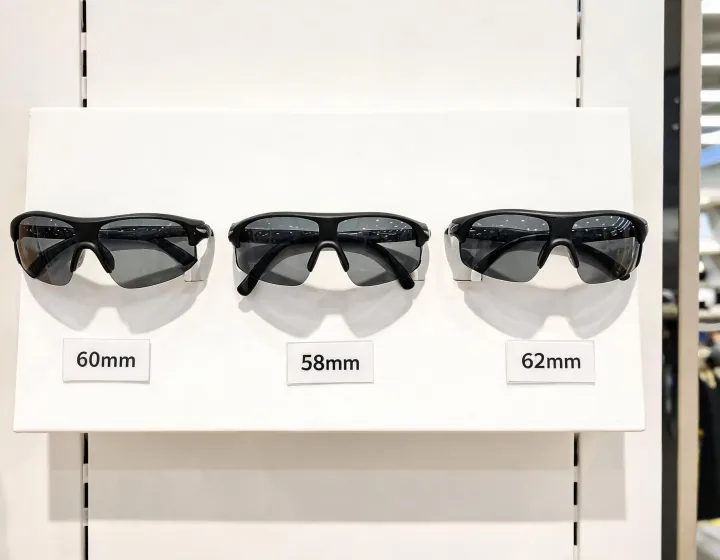 Golf sunglasses for men application board illustration